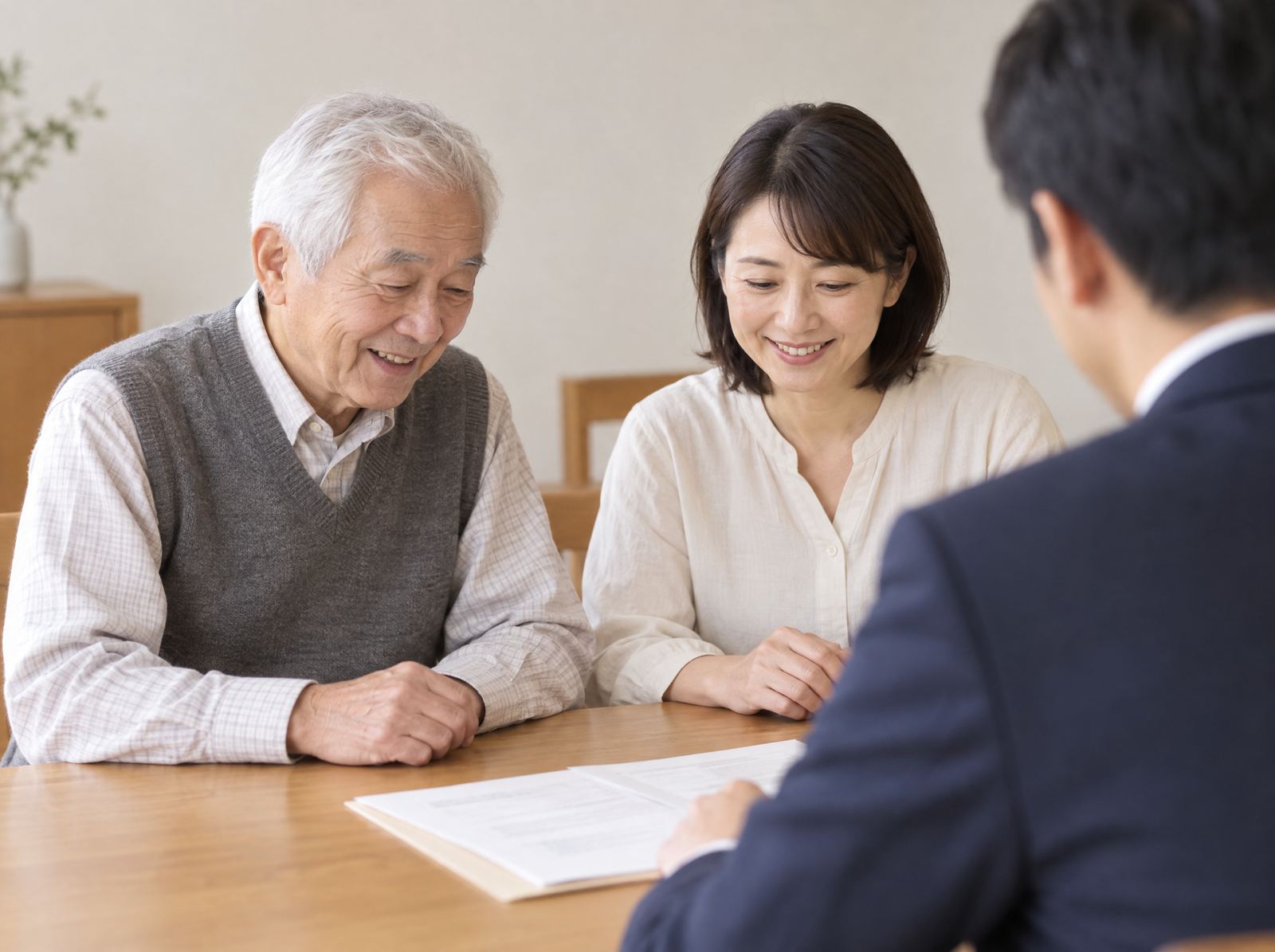 住まいの相談をしている様子